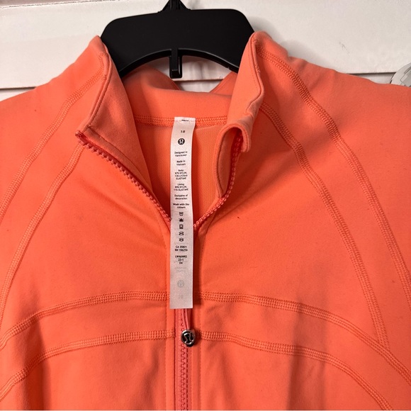 Lululemon Define Jacket Luon Raspberry Cream - Picture 5 of 11